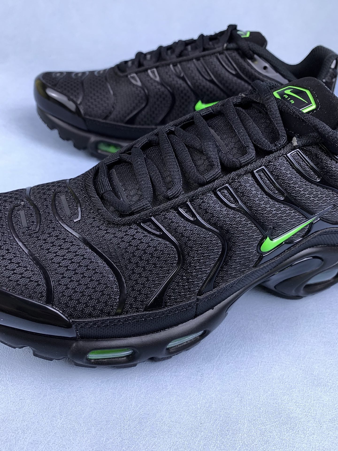 Nike Air Max Plus "Green Strike"