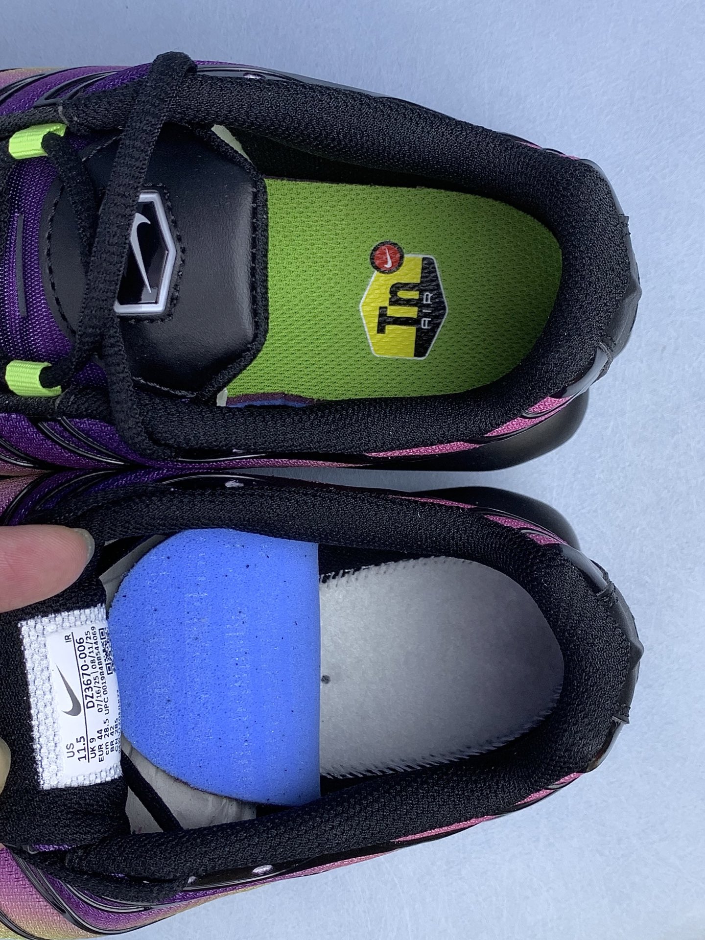Nike Air Max Plus "Black/Purple Dynasty/Desert Berry/Platinum Violet"