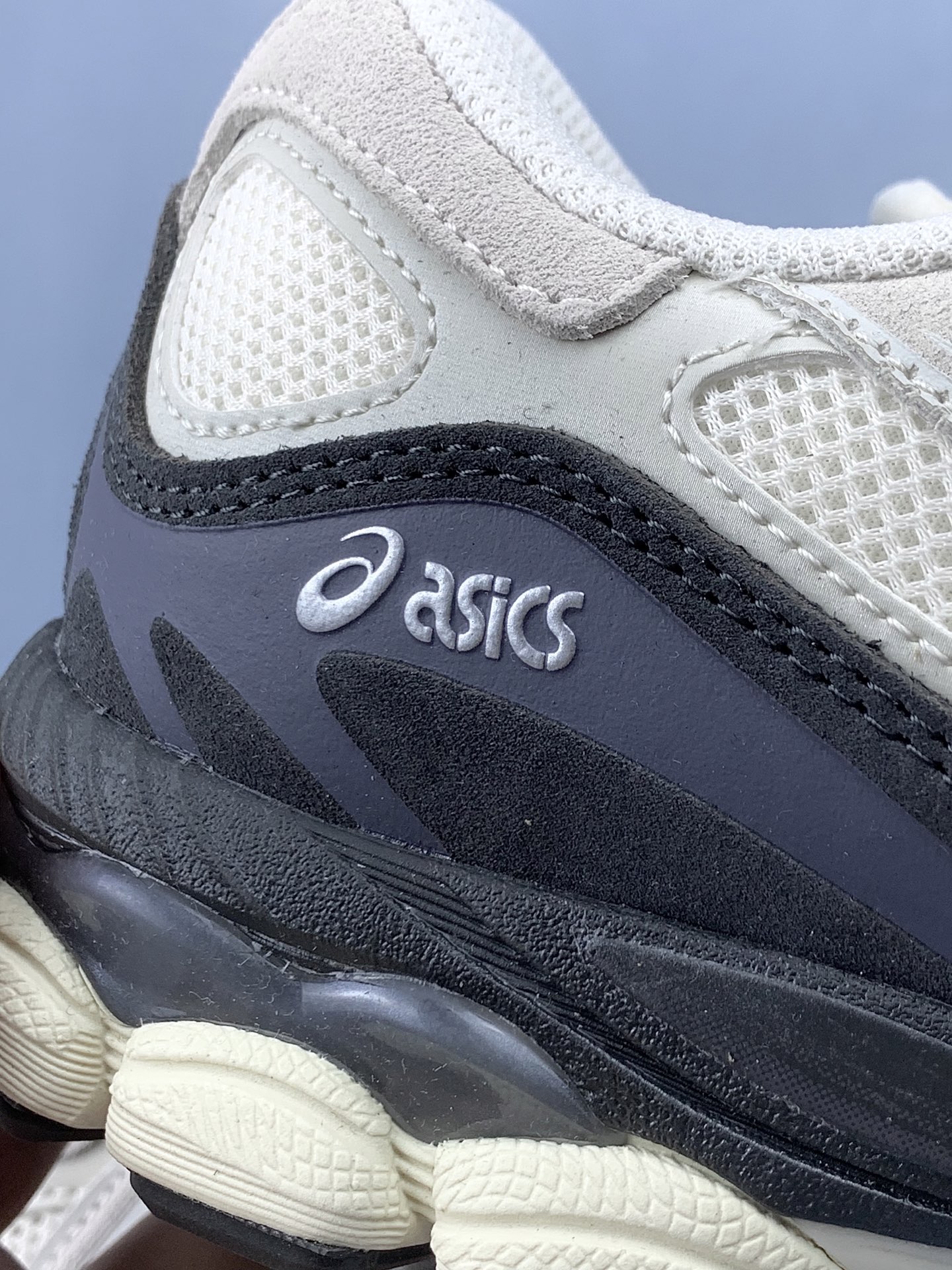 Asics Gel-NYC "White/Smoke Grey"