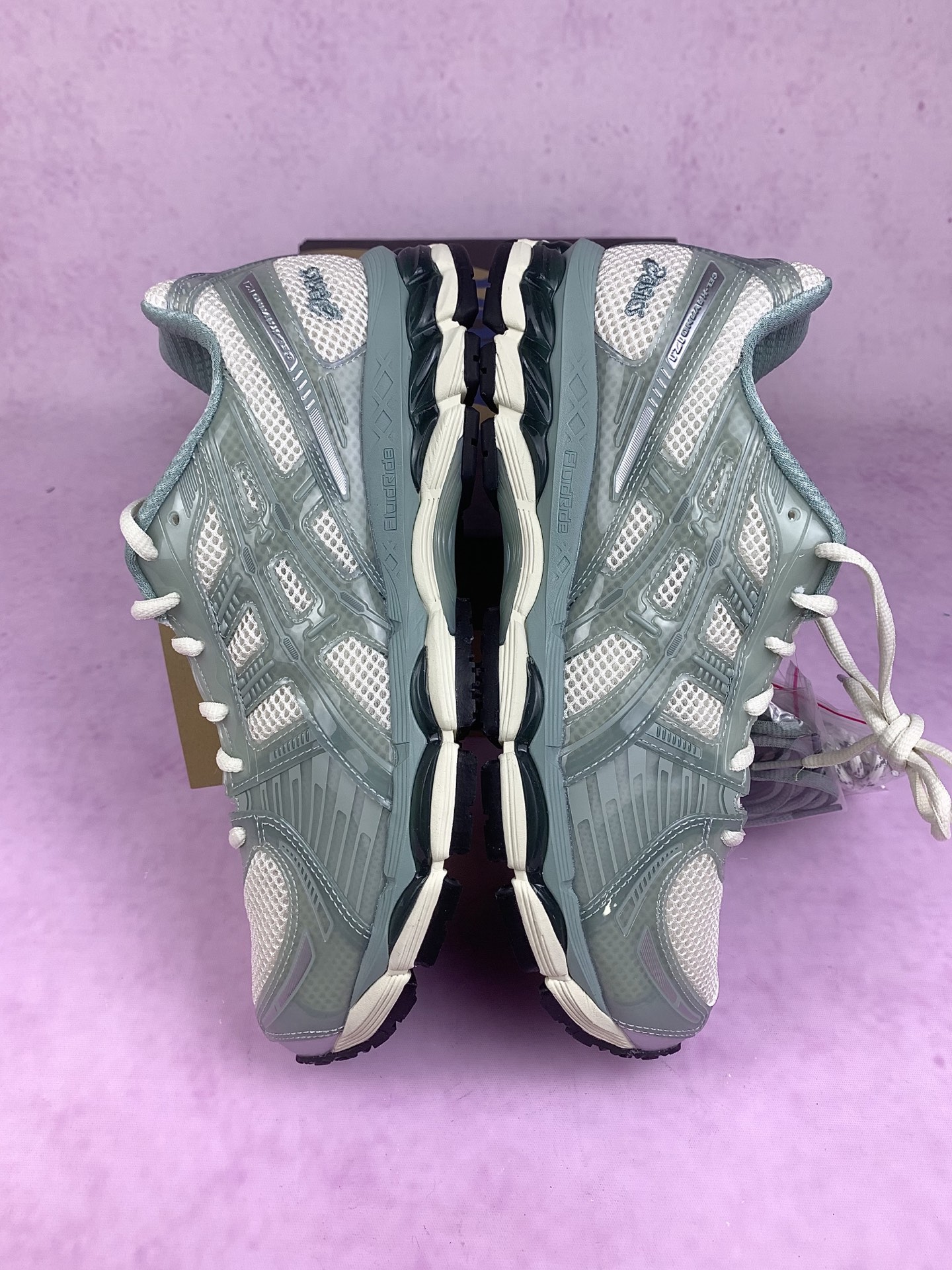 KITH Ronnie Fieg × Asics Gel-Kayano 12.1 "Cream/Sage"