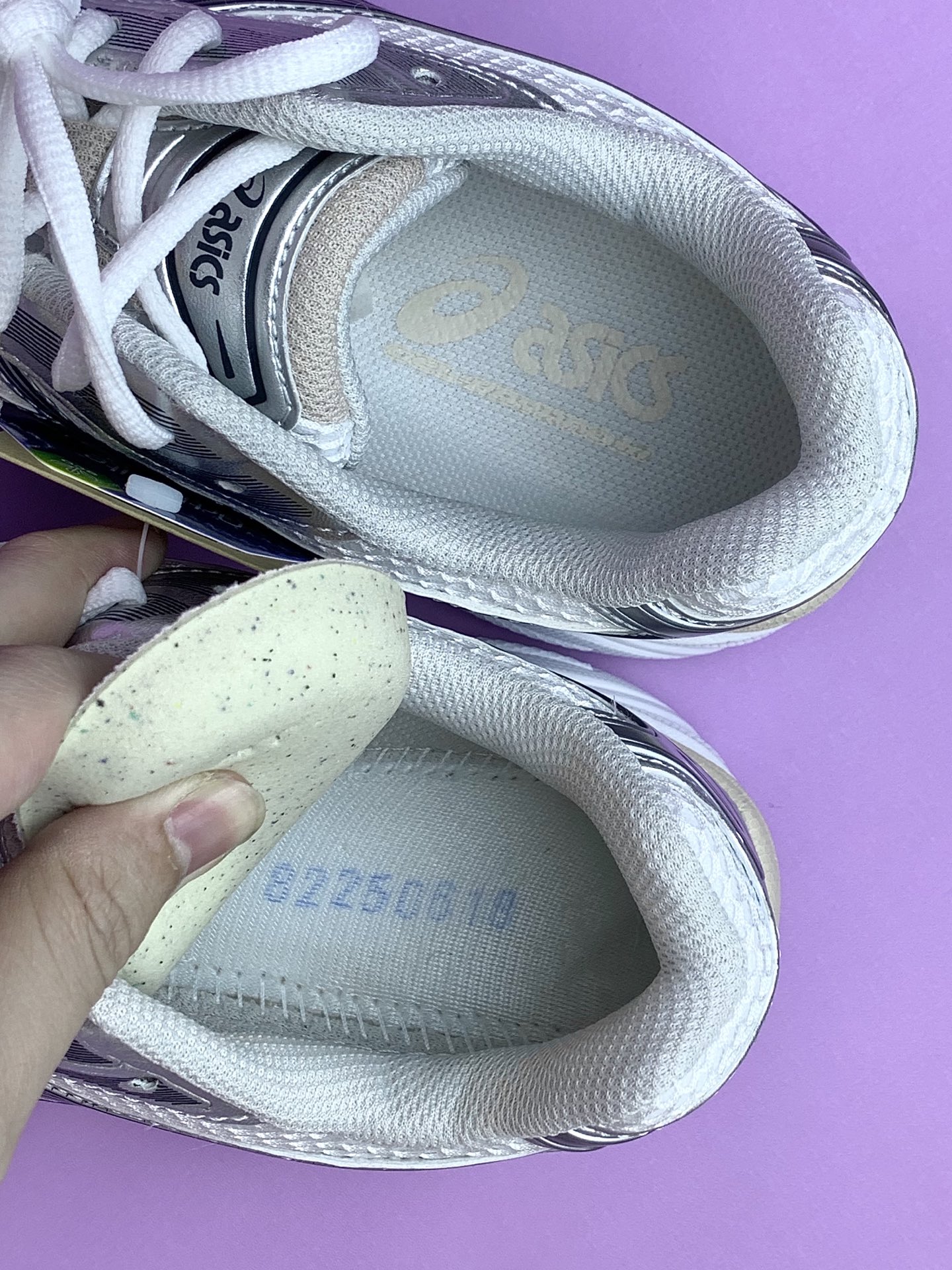 Asics Gel-Kayano 14 "White/Graphite Grey"