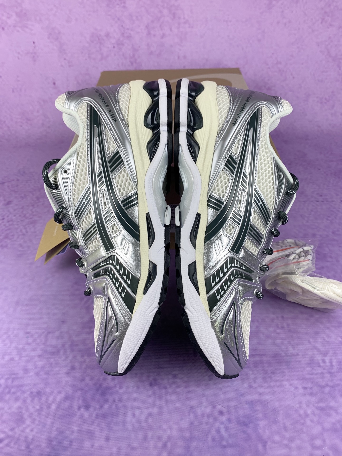 KITH × Asics Vintage Tech Gel-Kayano 14 "Cream/Scarab" (1203A566-100)