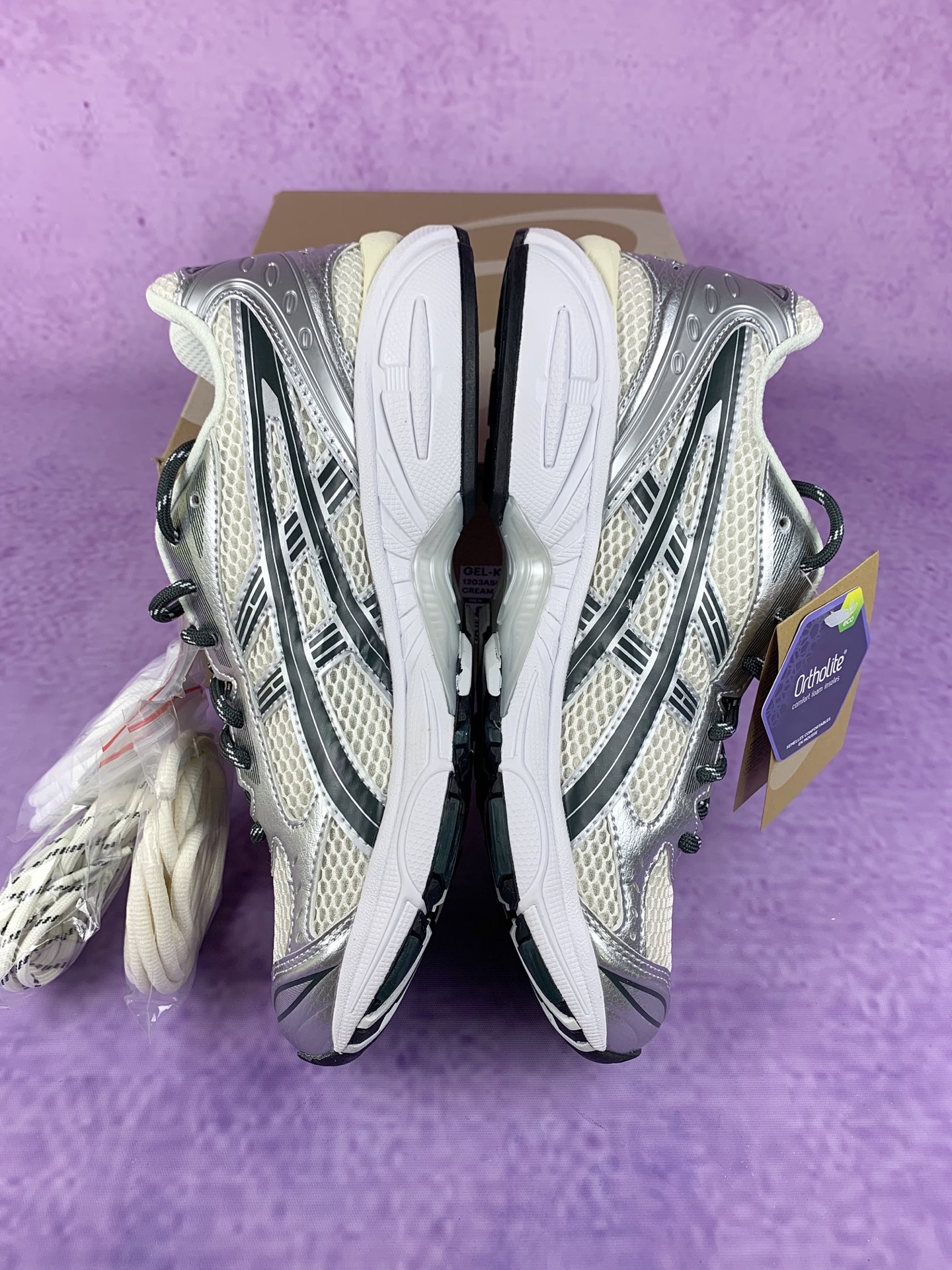 KITH × Asics Vintage Tech Gel-Kayano 14 "Cream/Scarab" (1203A566-100)