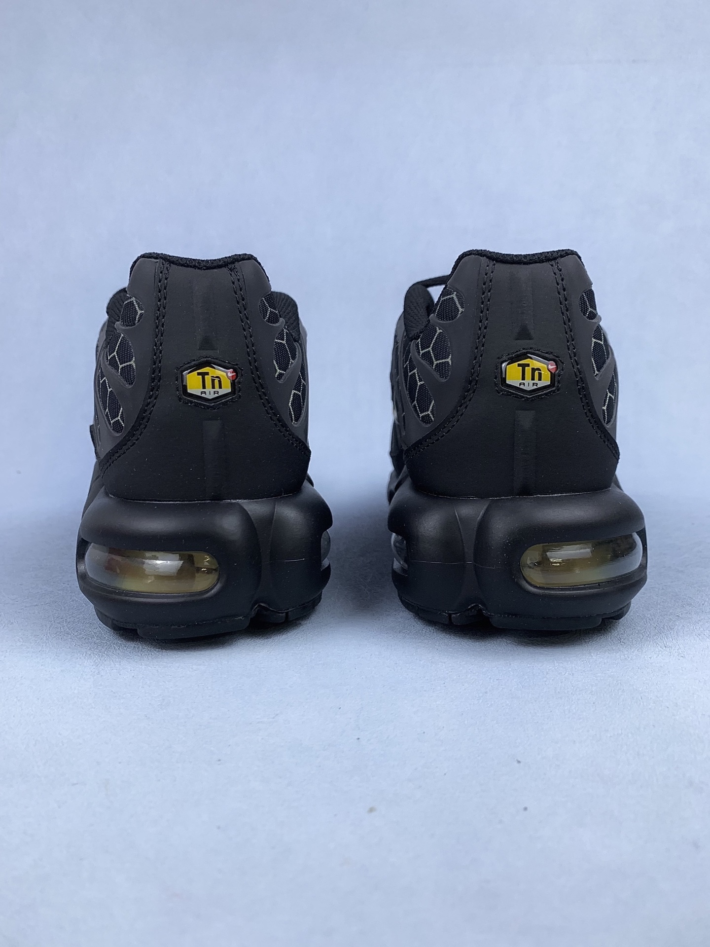 Nike Air Max Plus "Black Honey" IQ0287-010