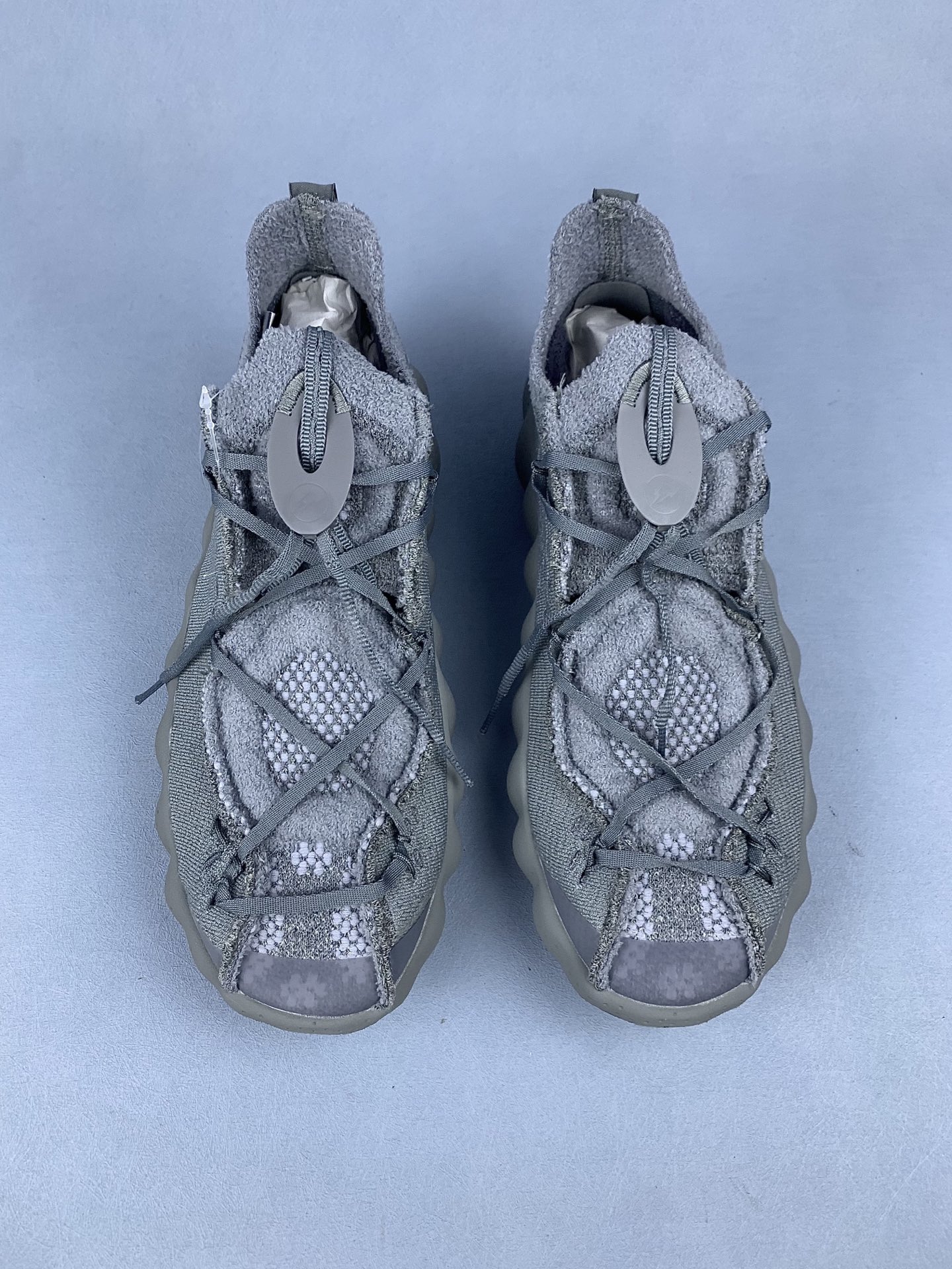 fragment design × Nike Mind 002 Flyknit "Particle Grey"