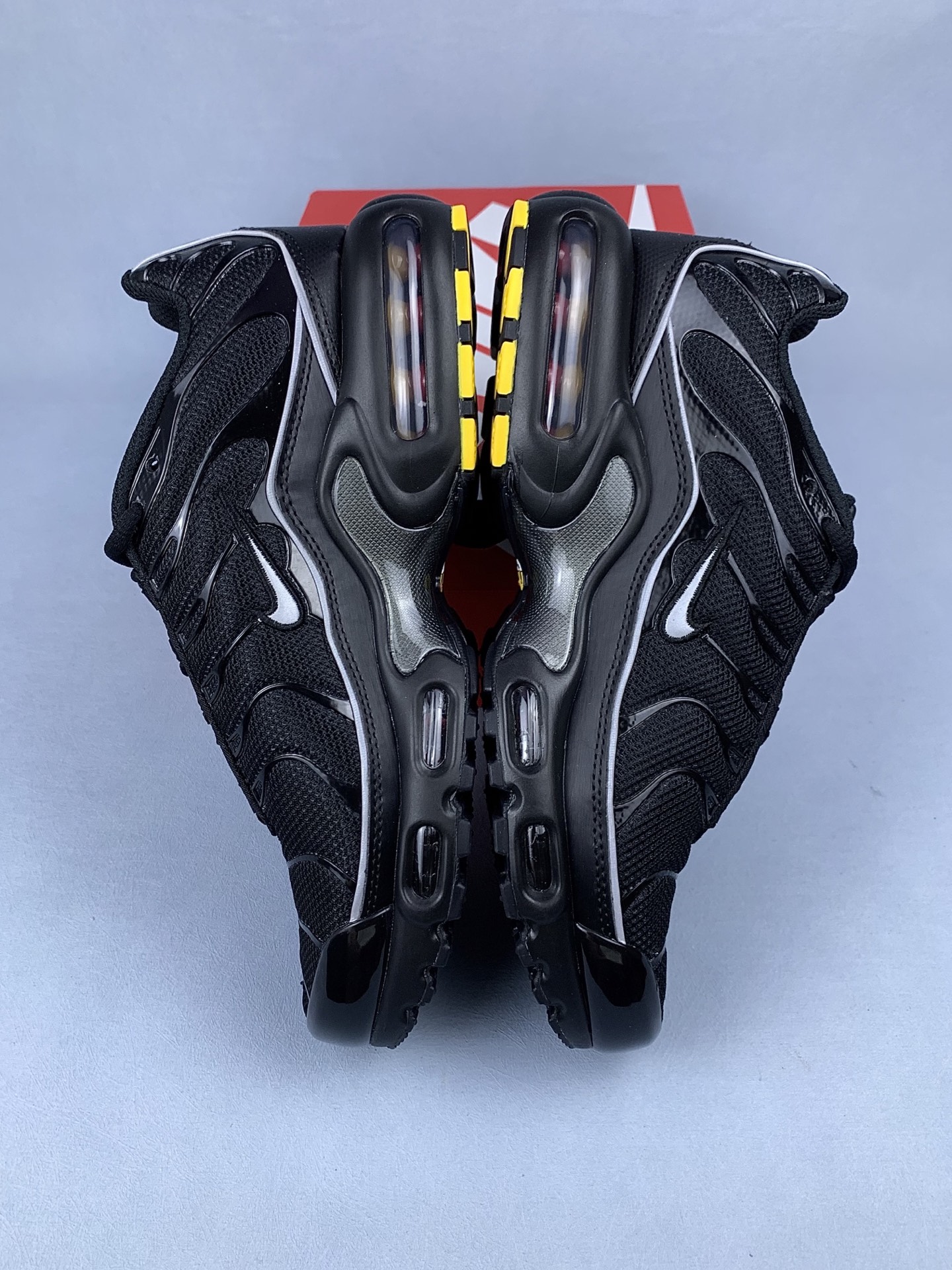 Nike Air Max Plus "Black Reflective" HV8066-002