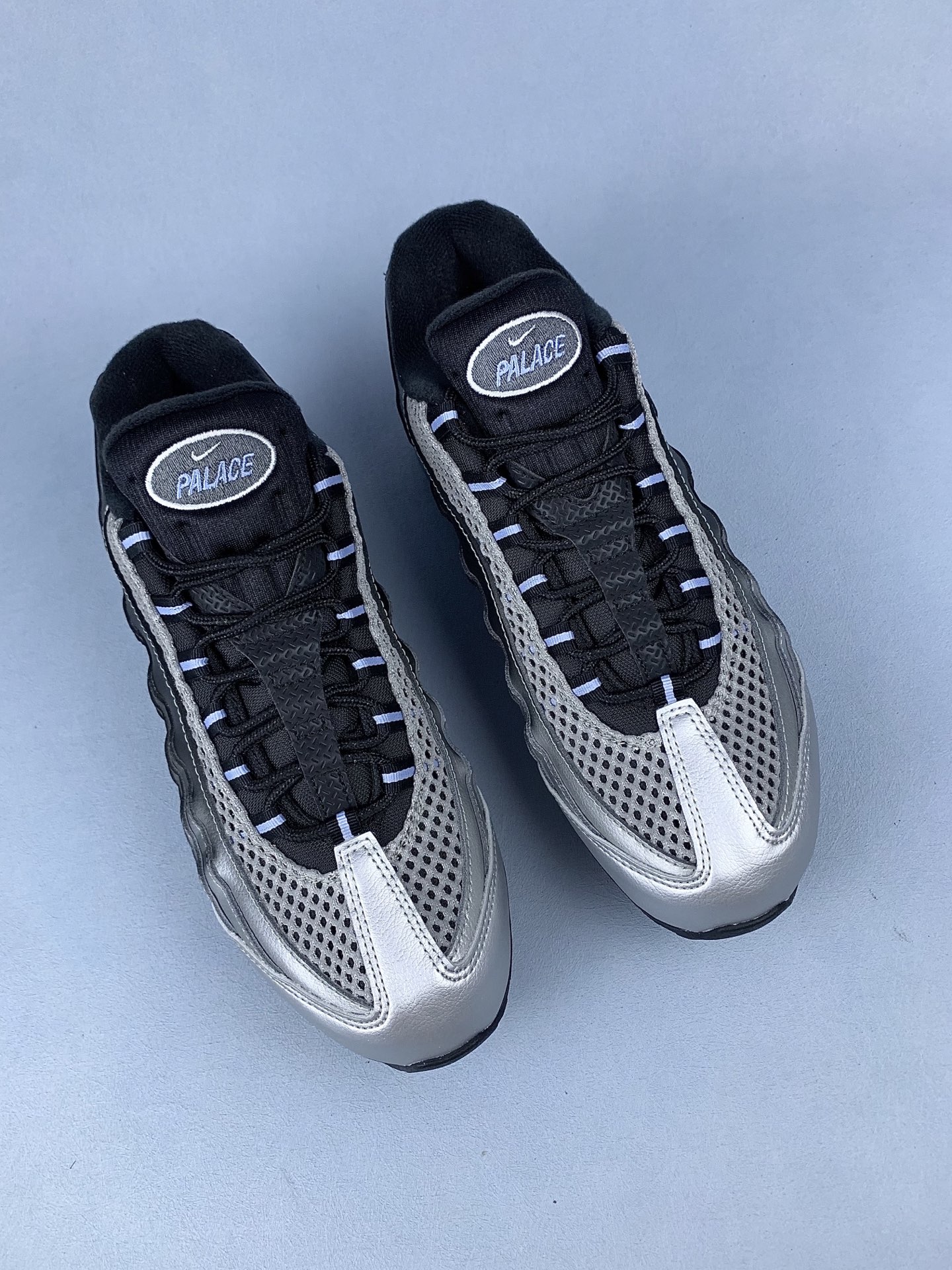  Palace Skateboards × Nike Air Max 95 Big Bubble "Metallic Silver/Aluminum" IQ7708-095