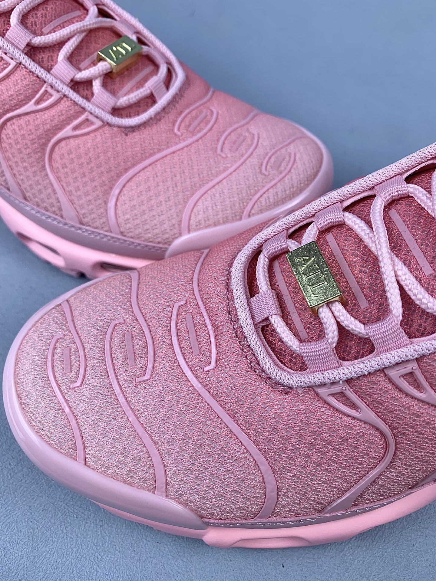 Nike Women's Air Max Plus "City Special ATL"  DH0155-600
