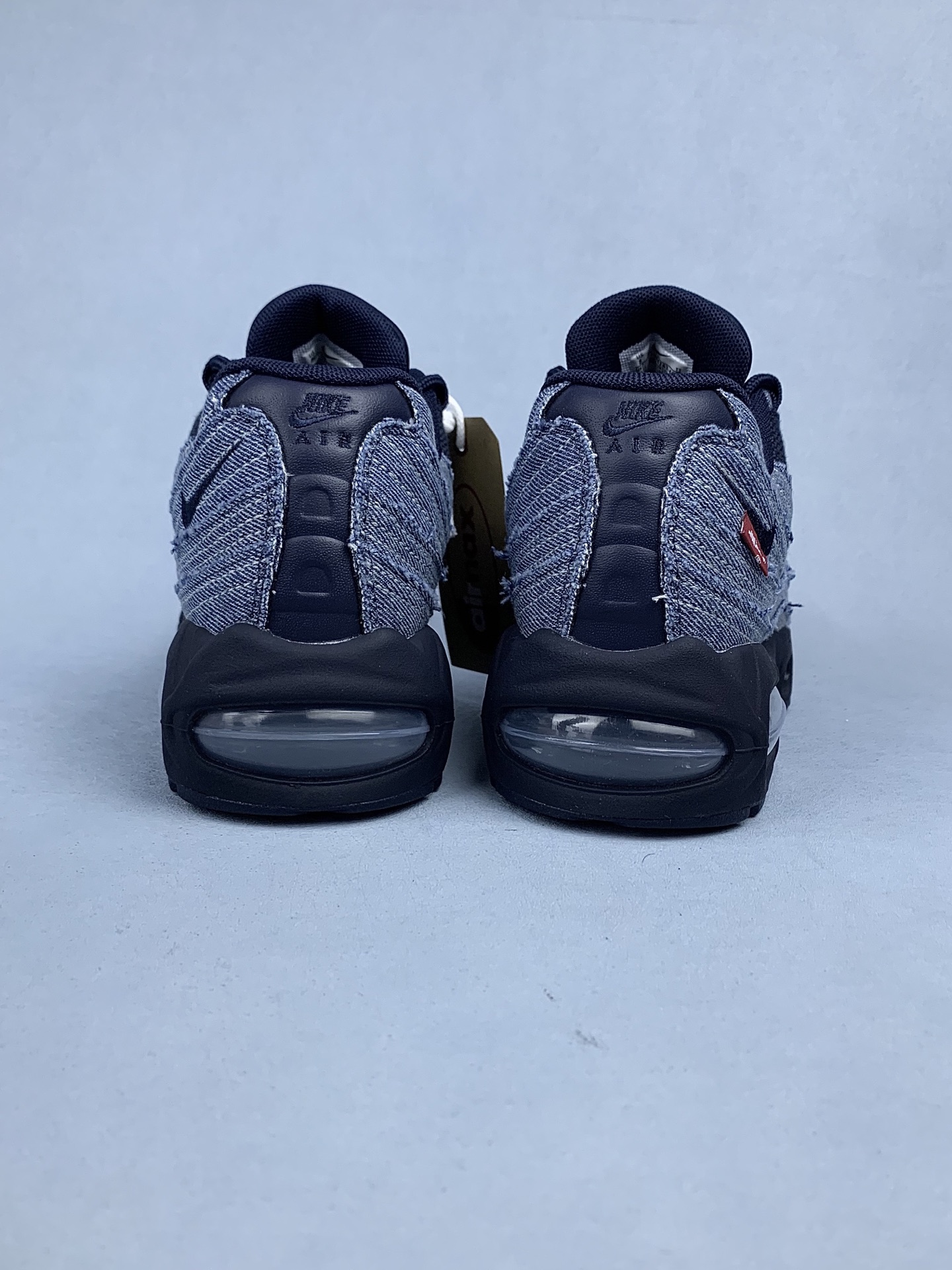 Levi's × Nike Air Max 95 OG "Denim Blue" HM4743-400