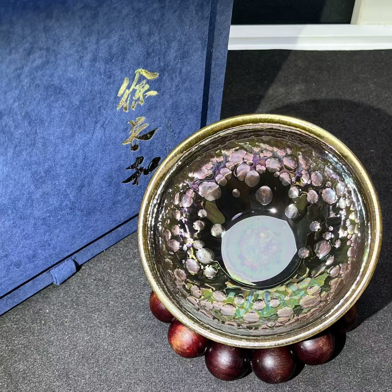 七彩虹麟