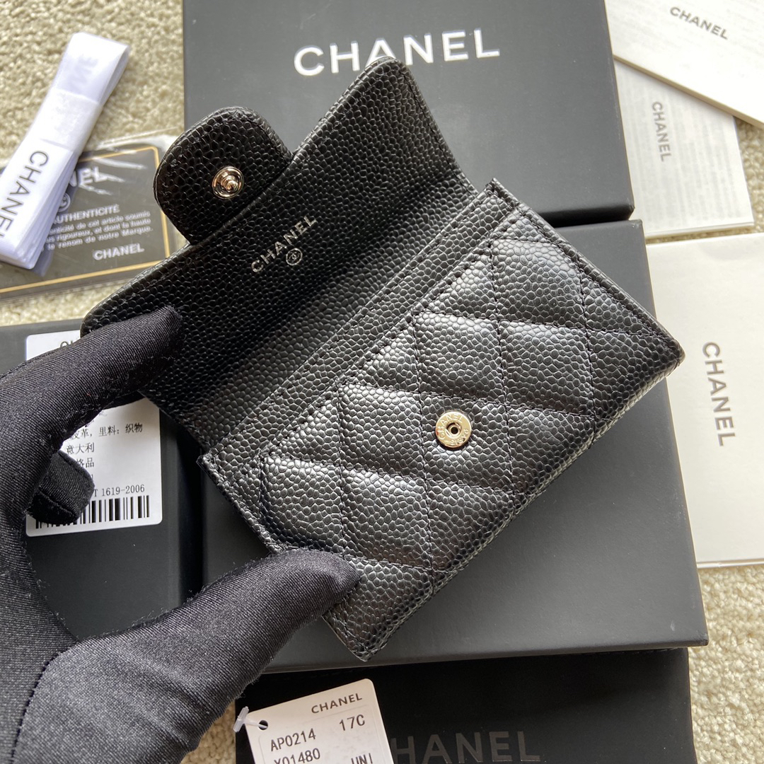 Chanel classic quilted card holder caviar leather black with silver hardware AP0214