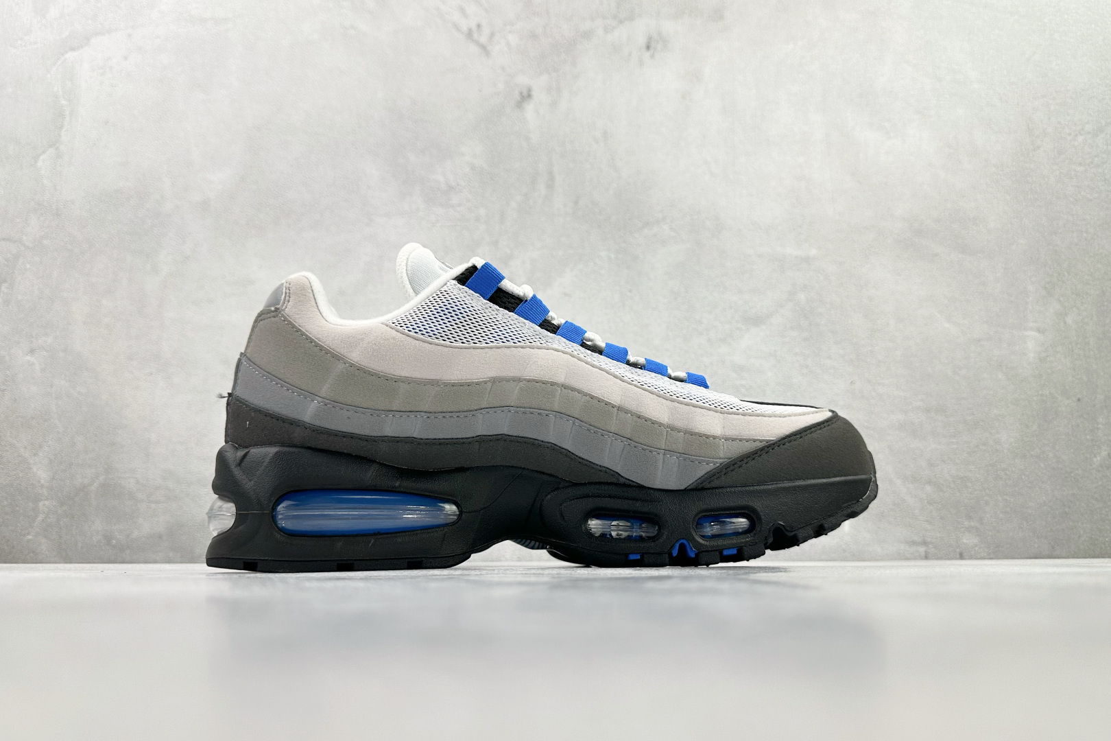 Nike Air Max 95 OG Blue Spark  IM7410-100