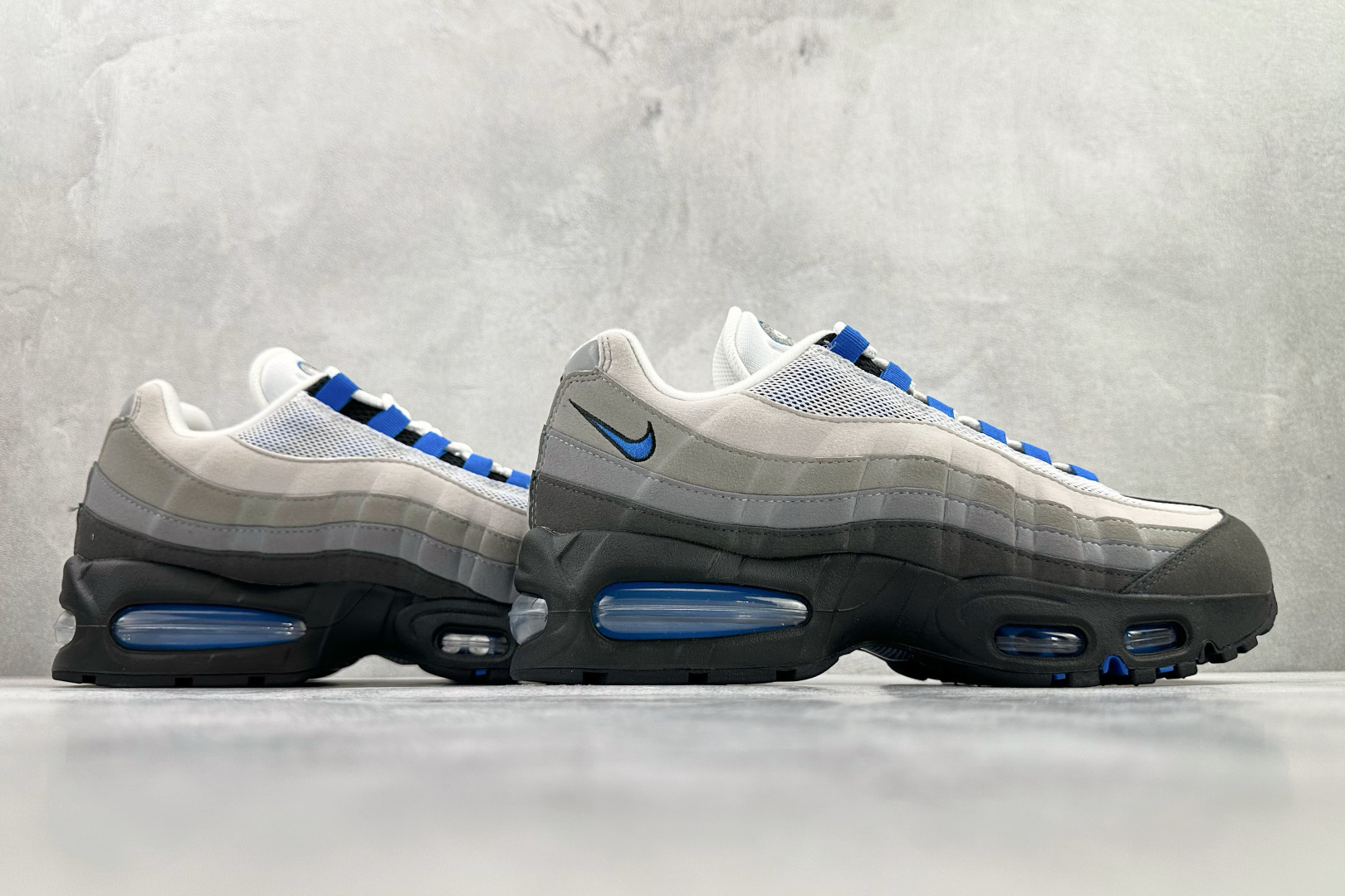 Nike Air Max 95 OG Blue Spark  IM7410-100
