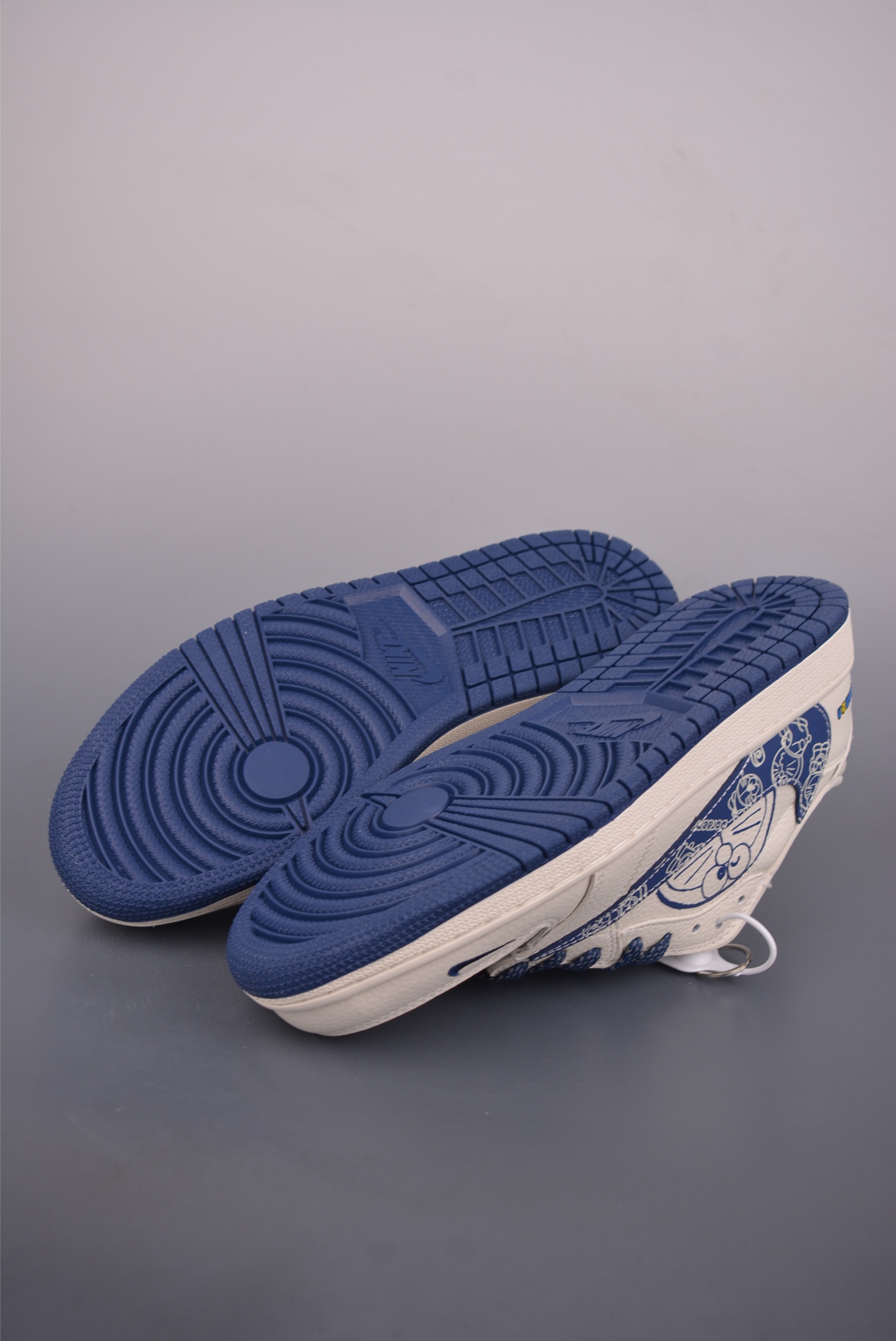 NIKE Fragment x Travis Scott x  Doraemon Air Jordan 1 Low Sneakers XB1979 015331133