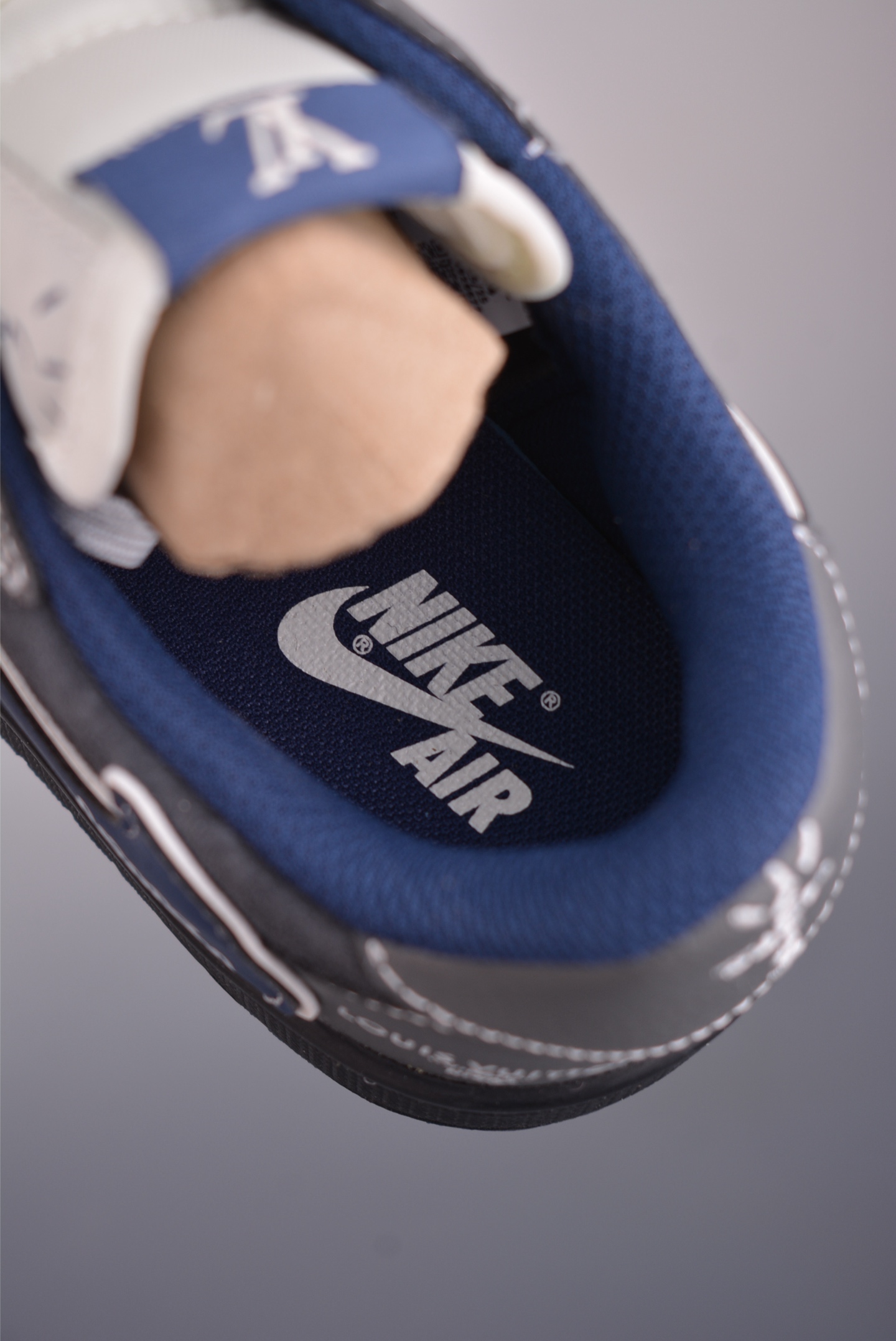 Fragment x Travis Scott x Louis Vuitton x Nike Air Jordan 1 Low Sneakers