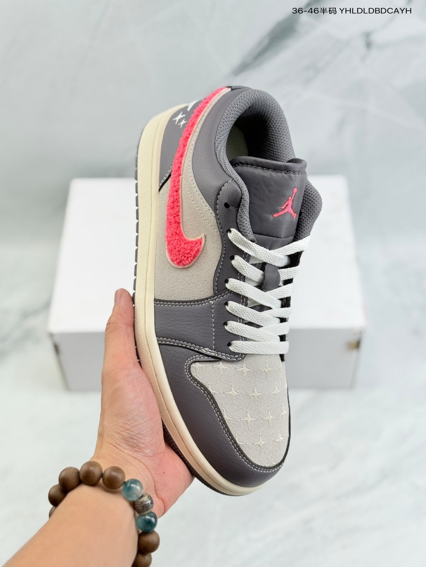 Air Jordan 1 Low Low-top Grey Pink Fleece Swoosh Sneakers
