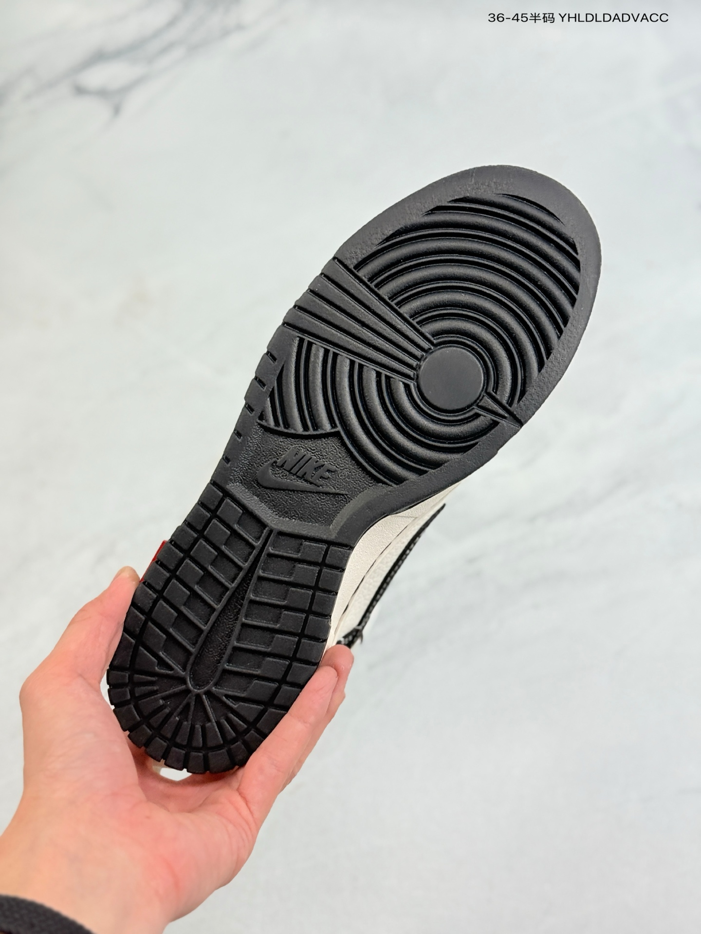 Nike SB Dunk Low Low-top Casual Sneakers