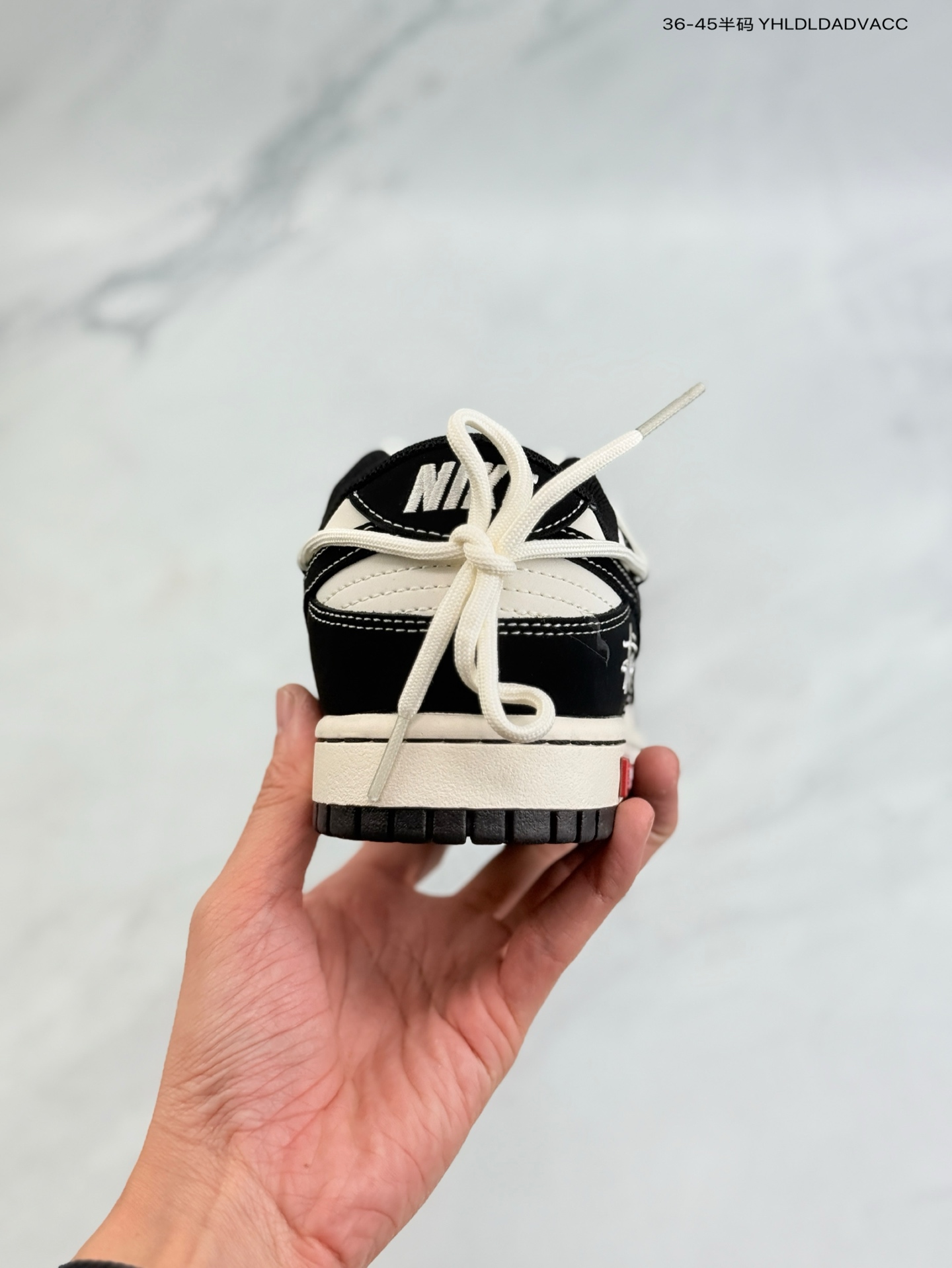 Nike SB Dunk Low Low-top Casual Sneakers