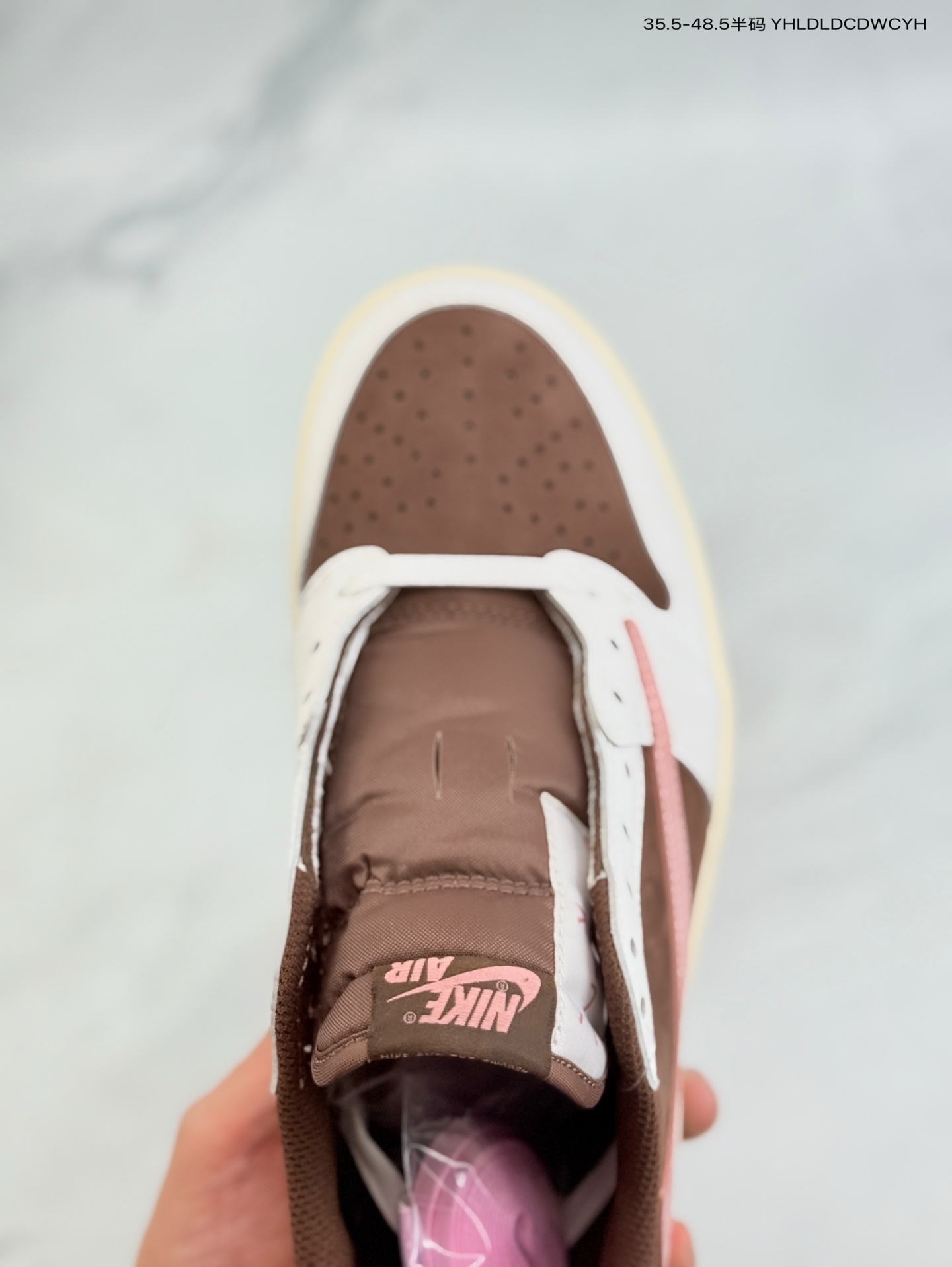 Travis Scott x Air Jordan 1 Low