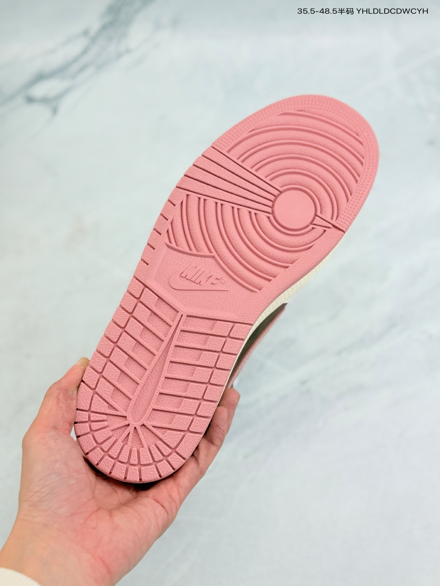 Travis Scott x Air Jordan 1 Low