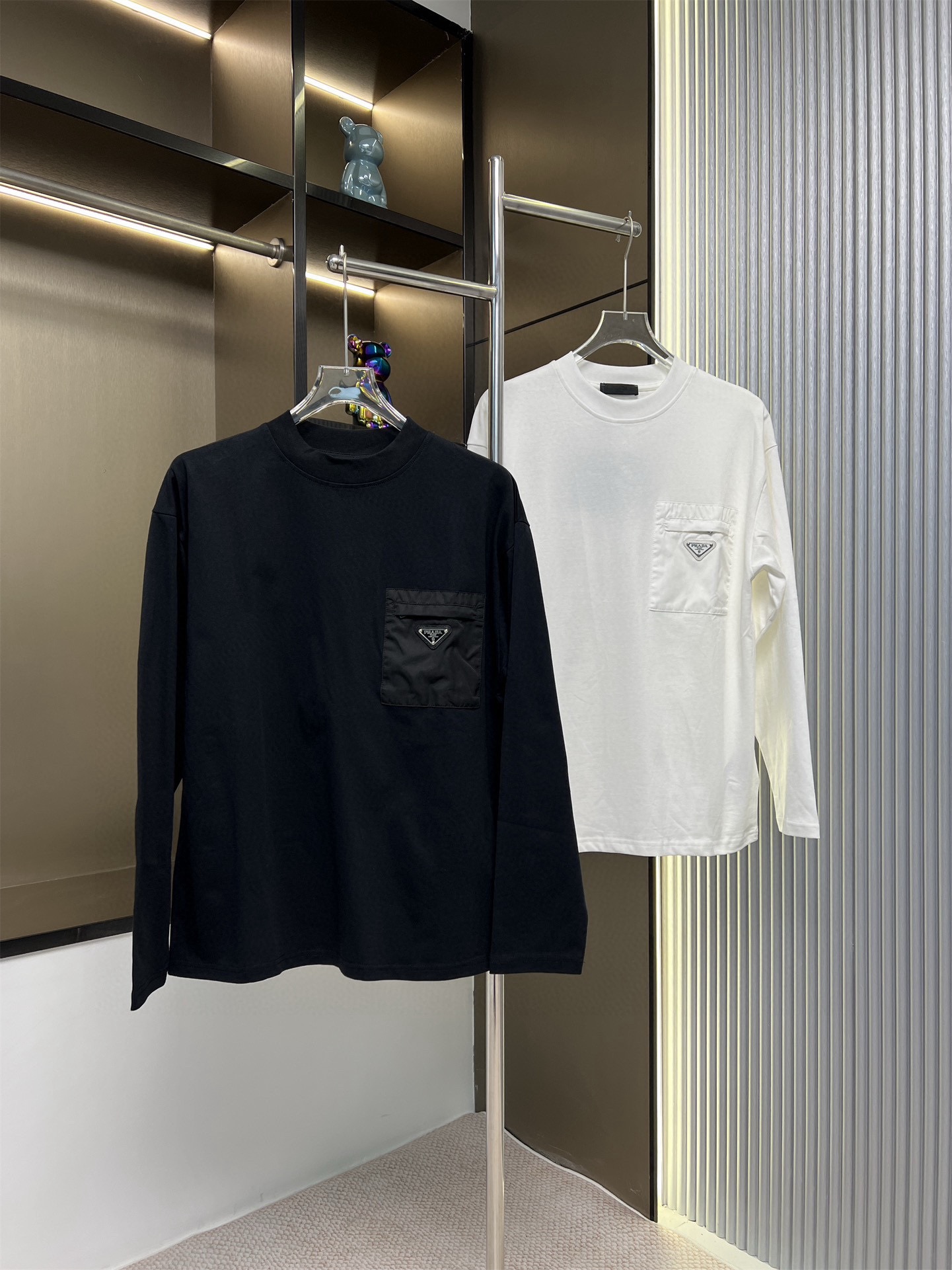 PRADA 2025FW New Pocket Triangle Logo Couple Casual Long-Sleeve T-Shirt