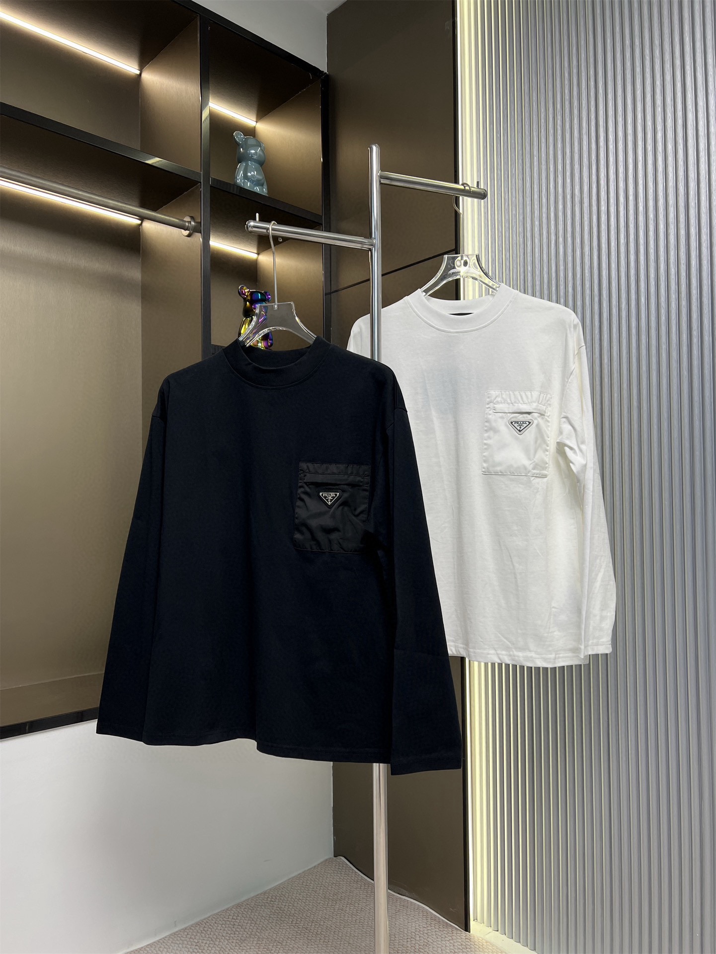 PRADA 2025FW New Pocket Triangle Logo Couple Casual Long-Sleeve T-Shirt