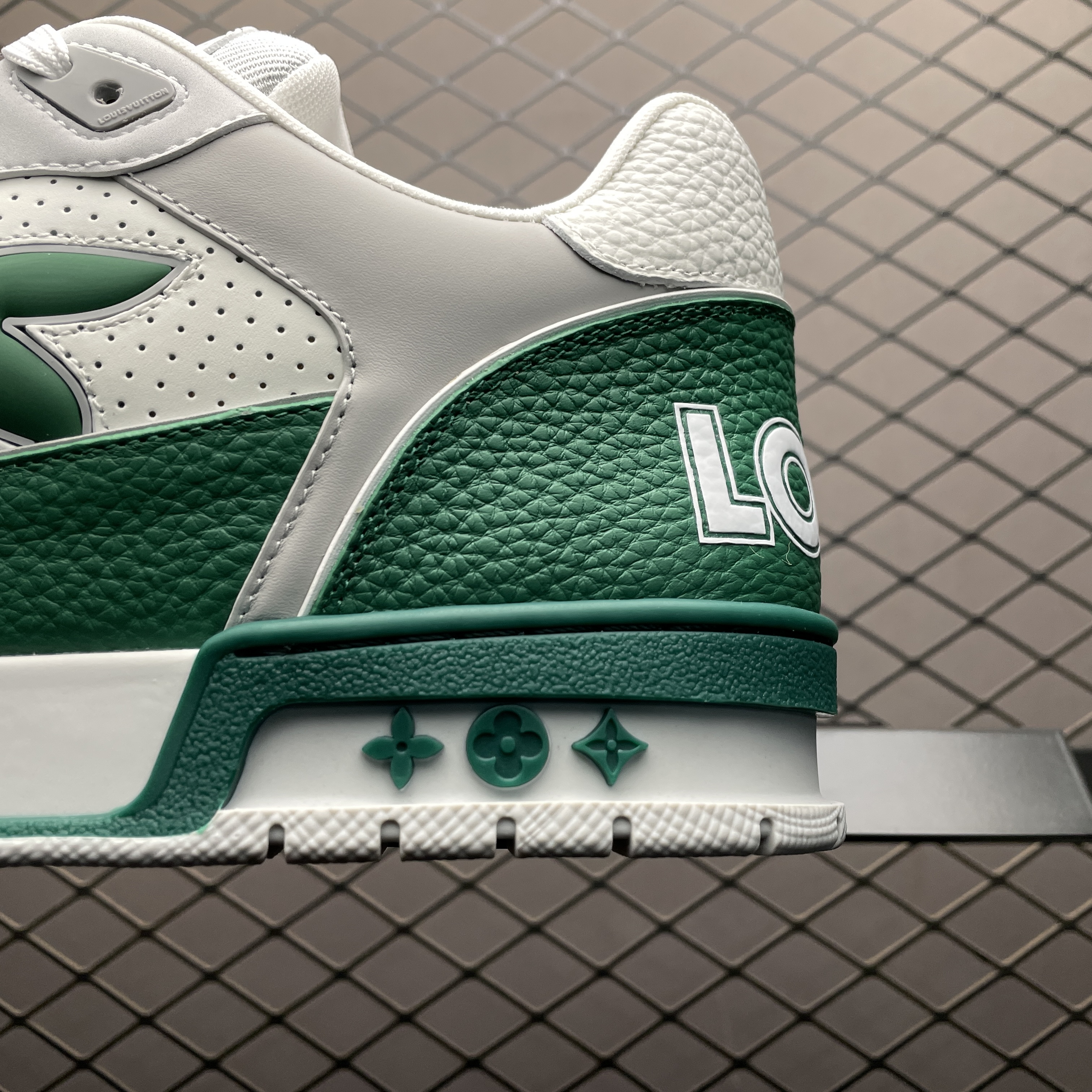 Louis Vuitton LV Trainer Sneaker（1AHTCP）