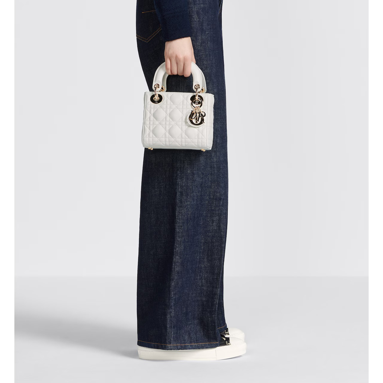 【Dior】Lady Dior バッグ ミニ カナージュ ラムスキン