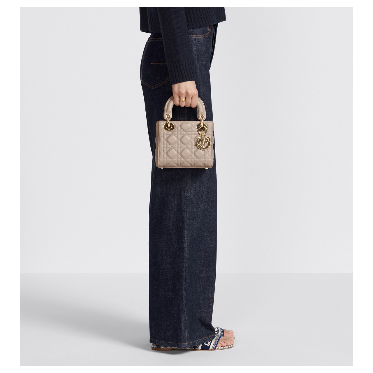 【Dior】Lady Dior バッグ ミニ カナージュ ラムスキン