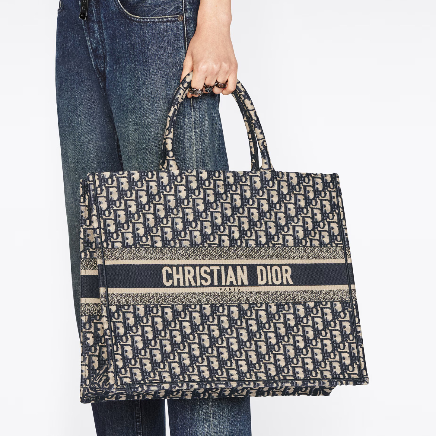 【Dior】Dior Book Tote バッグ ラージ ディオール オブリーク エンブロイダリー (42 x 35 x 18.5 cm)