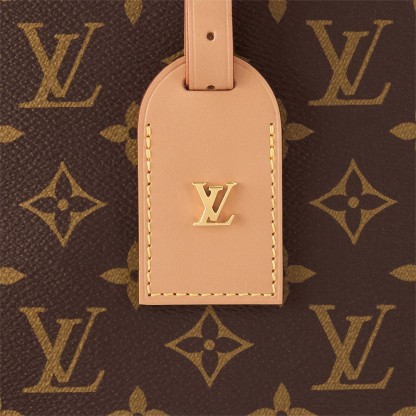 【Louis Vuitton】雑誌掲載！ヨンアさん愛用の大人気バッグが登場！ボワット シャポー スープル バッグ Ref：M45647