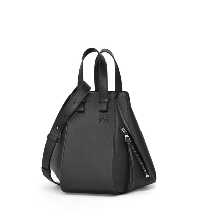 みんなの視線独り占め😍大人気“ハンモック バッグ”から大容量トートが登場