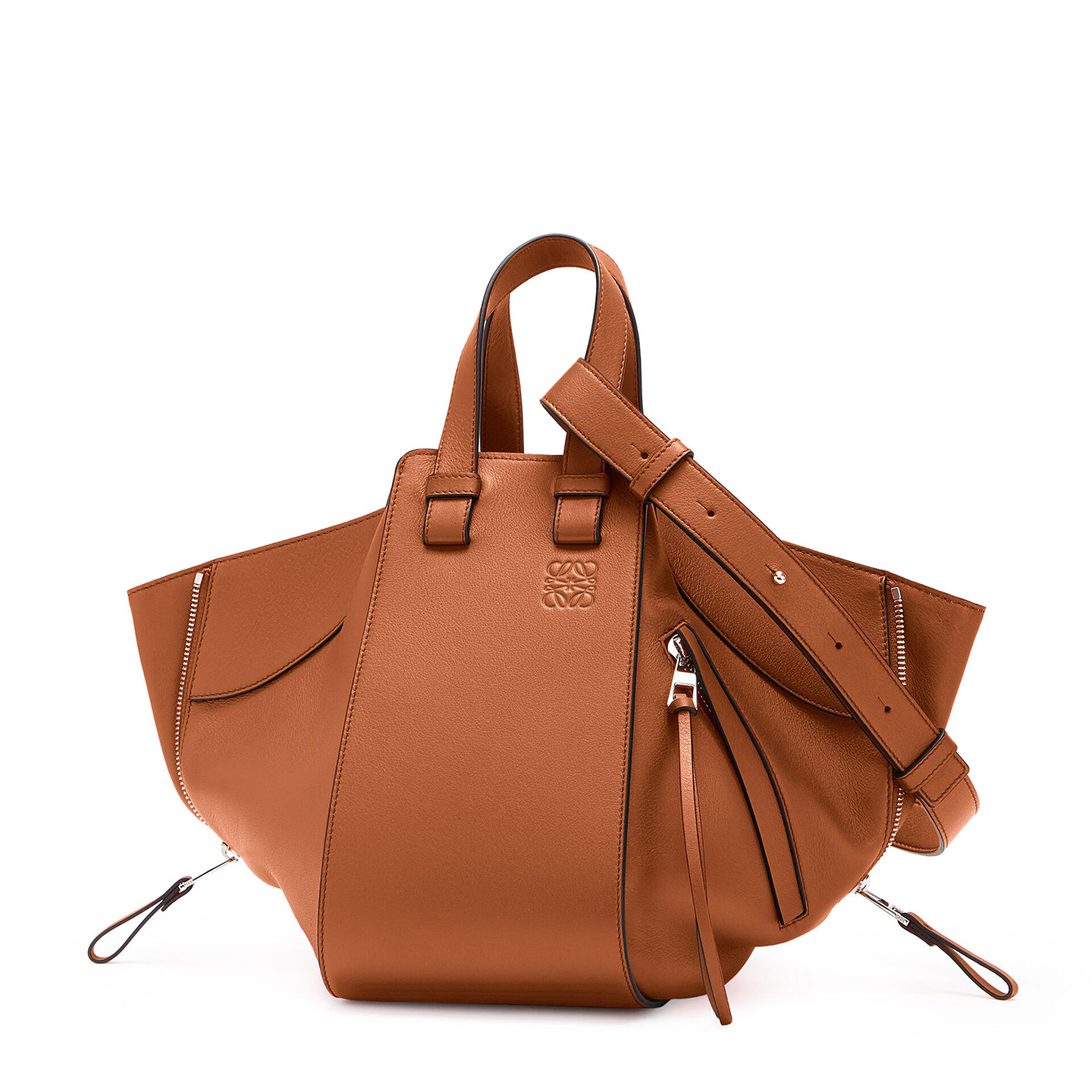 みんなの視線独り占め😍大人気“ハンモック バッグ”から大容量トートが登場