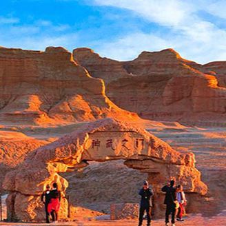 北疆全景环线10日游，带您深度畅玩北疆地区