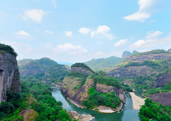 Panoramic view of Tianyou Peak in Wuyishan