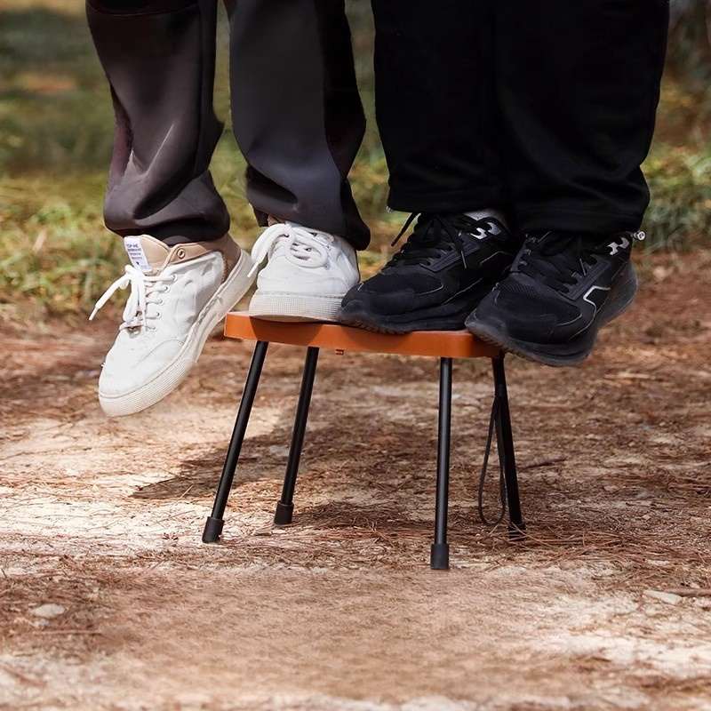 เก้าอี้พับพกพาสำหรับใช้กลางแจ้ง