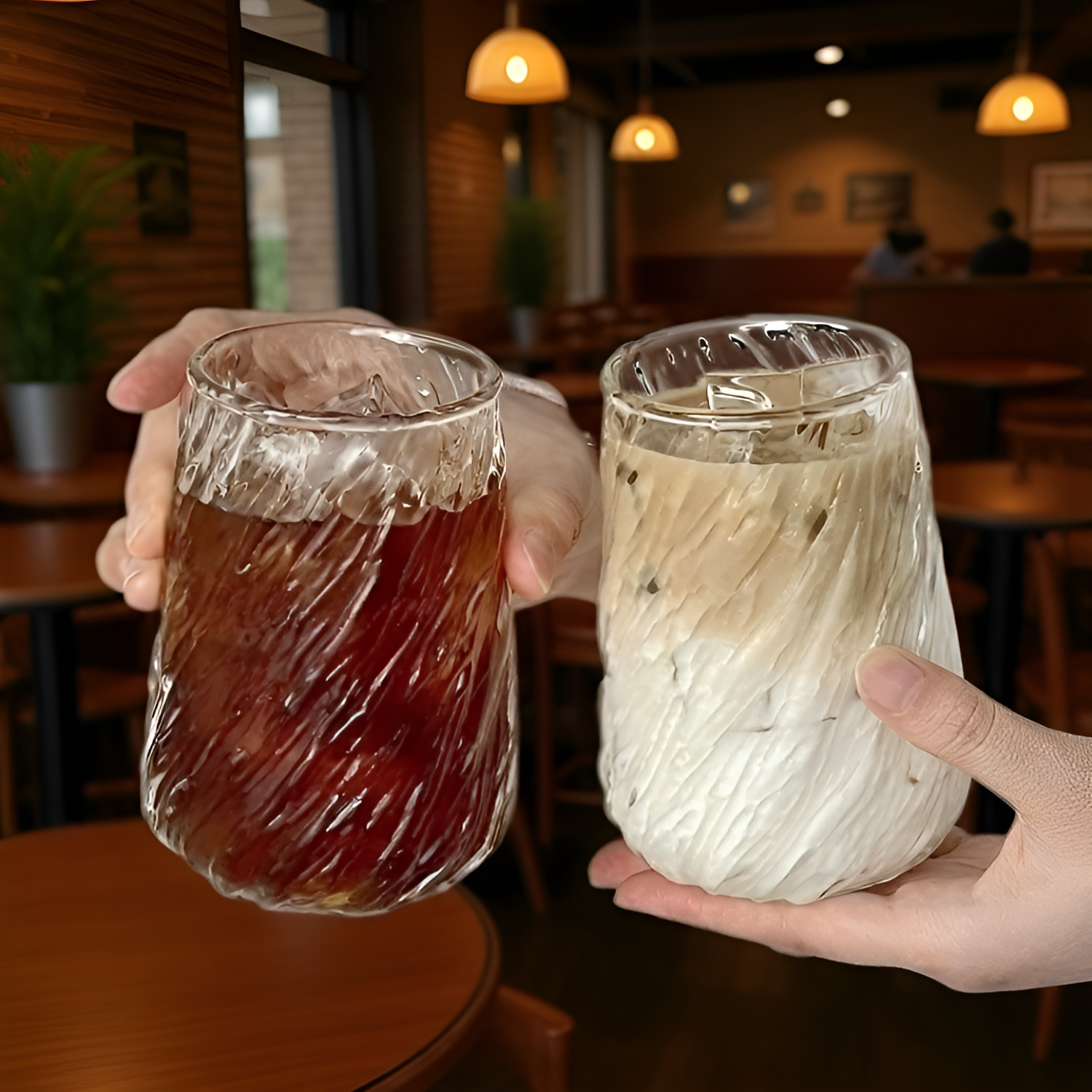 투명한 규소 유리 커피잔과 커피