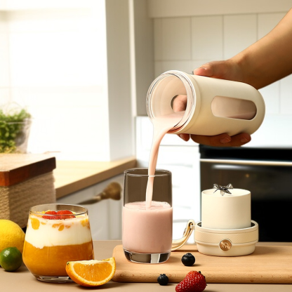  どこでも使える携帯用ミキサー