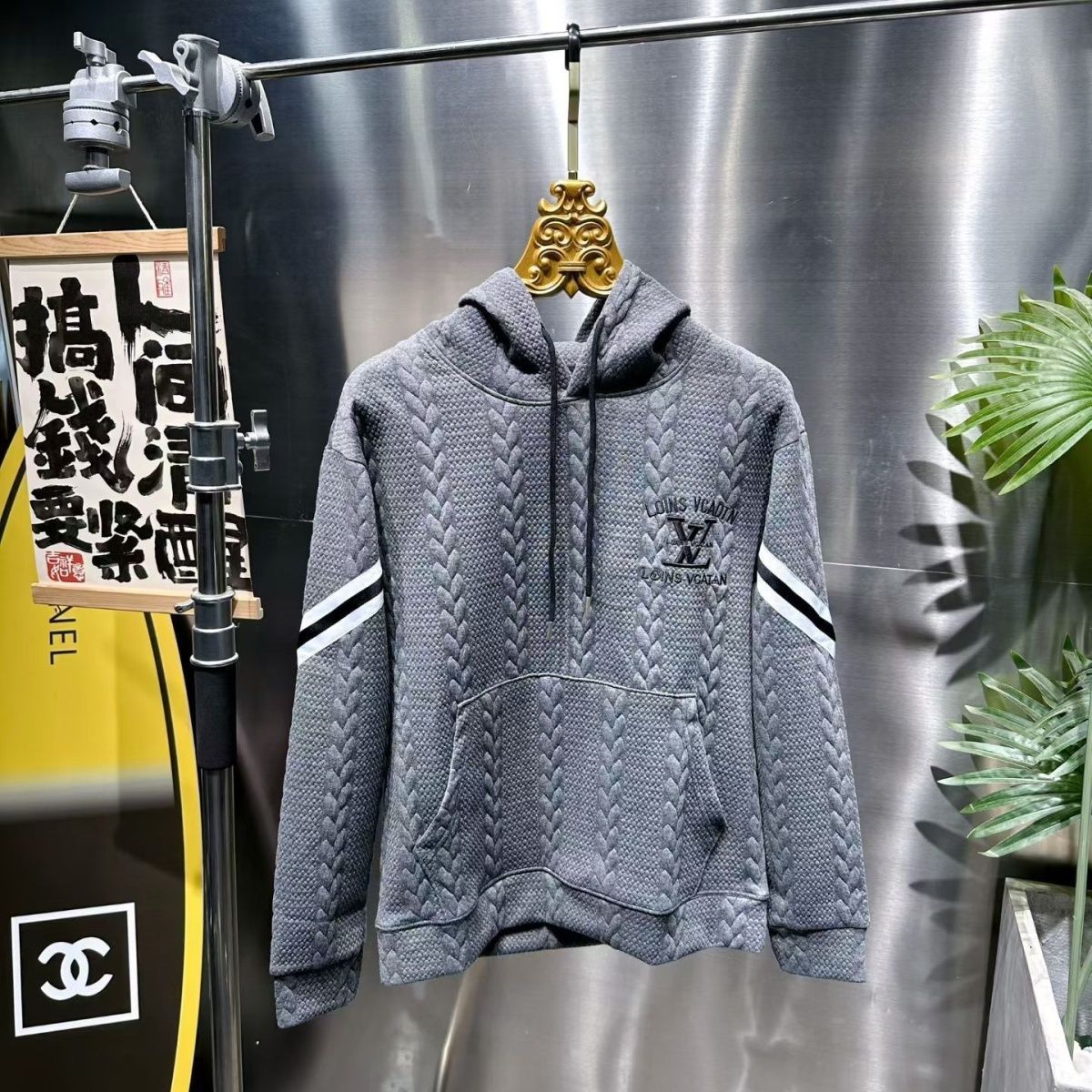 Lv スウェットシャツ#グレーのセーター