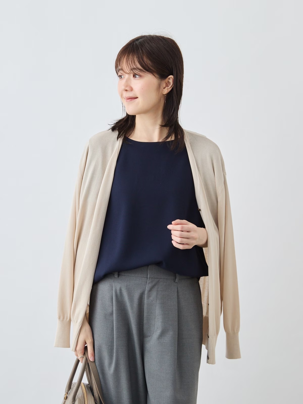 洗えるフレンチスリーブブラウス