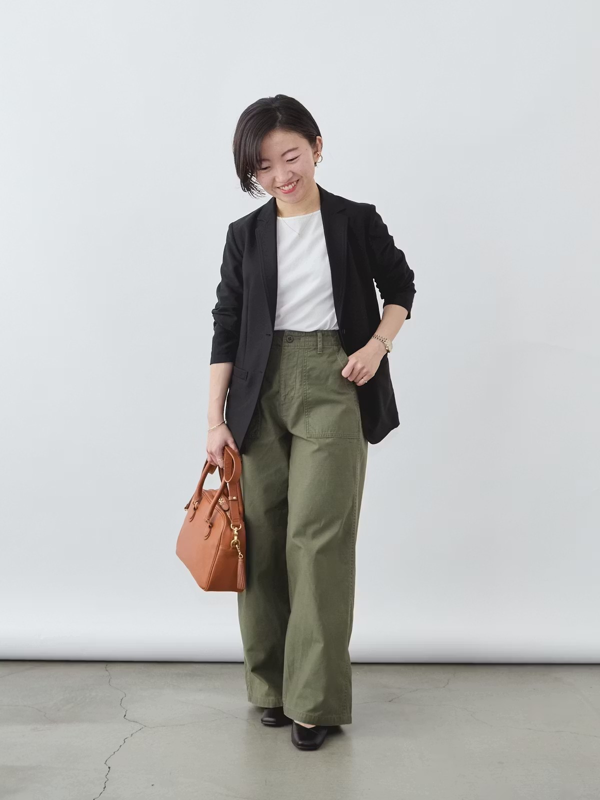 ワイドベイカーパンツ