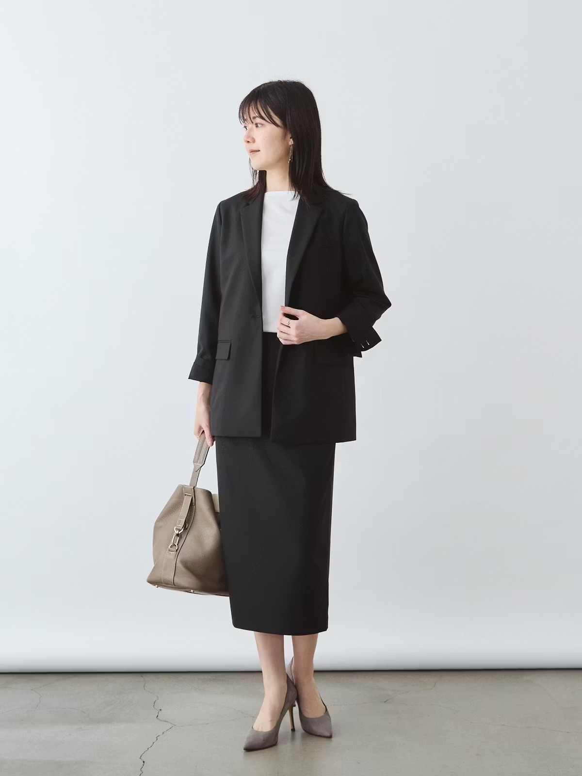 上質イージーストレートスカート