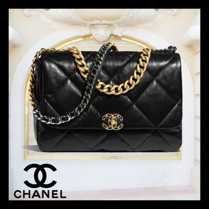 《プレゼントに最適♪》CHANEL CHANEL 19 マキシ ハンドバッグ