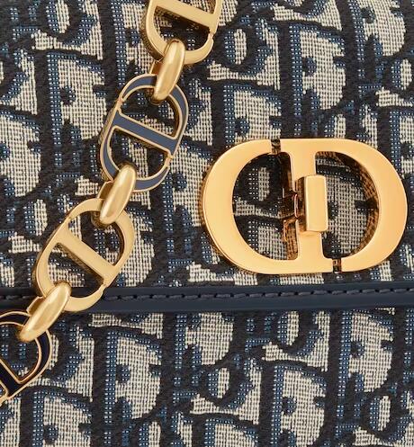 新作     30 MONTAIGNE AVENUE バッグ