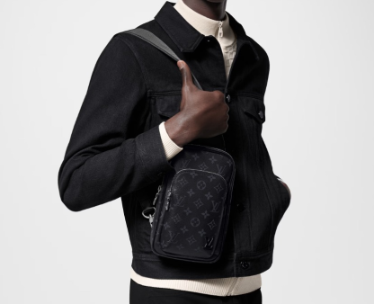 【国内発送】Louis Vuitton　アヴェニュー　スリングバッグ