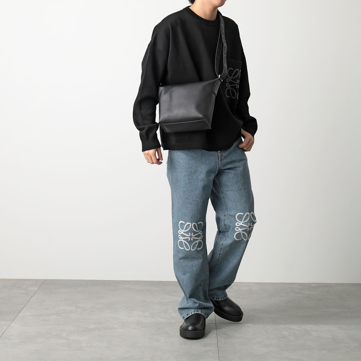 LOEWE ショルダーバッグ CUBI キュービィ