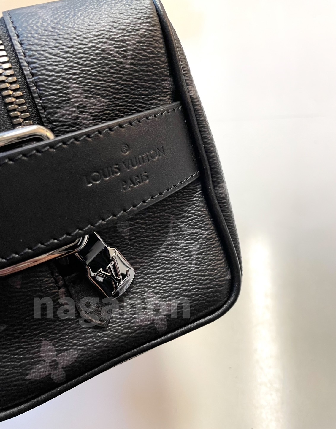 【国内直営即発】セカンドバッグにも!LVロッカー ドップ・キット