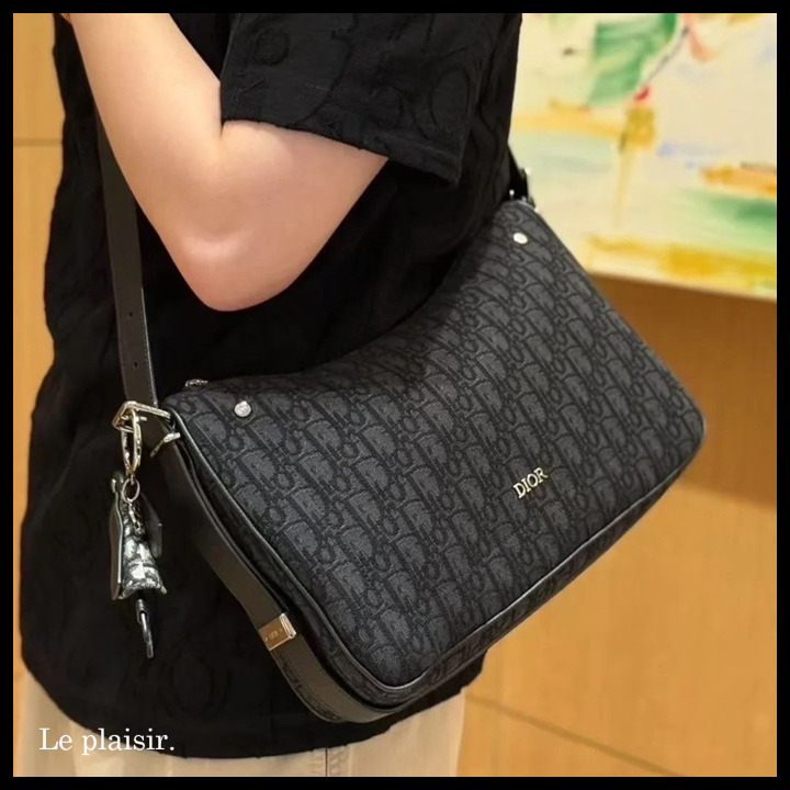 【Dior】Slider ジップ付き ホーボーバッグ ラージ