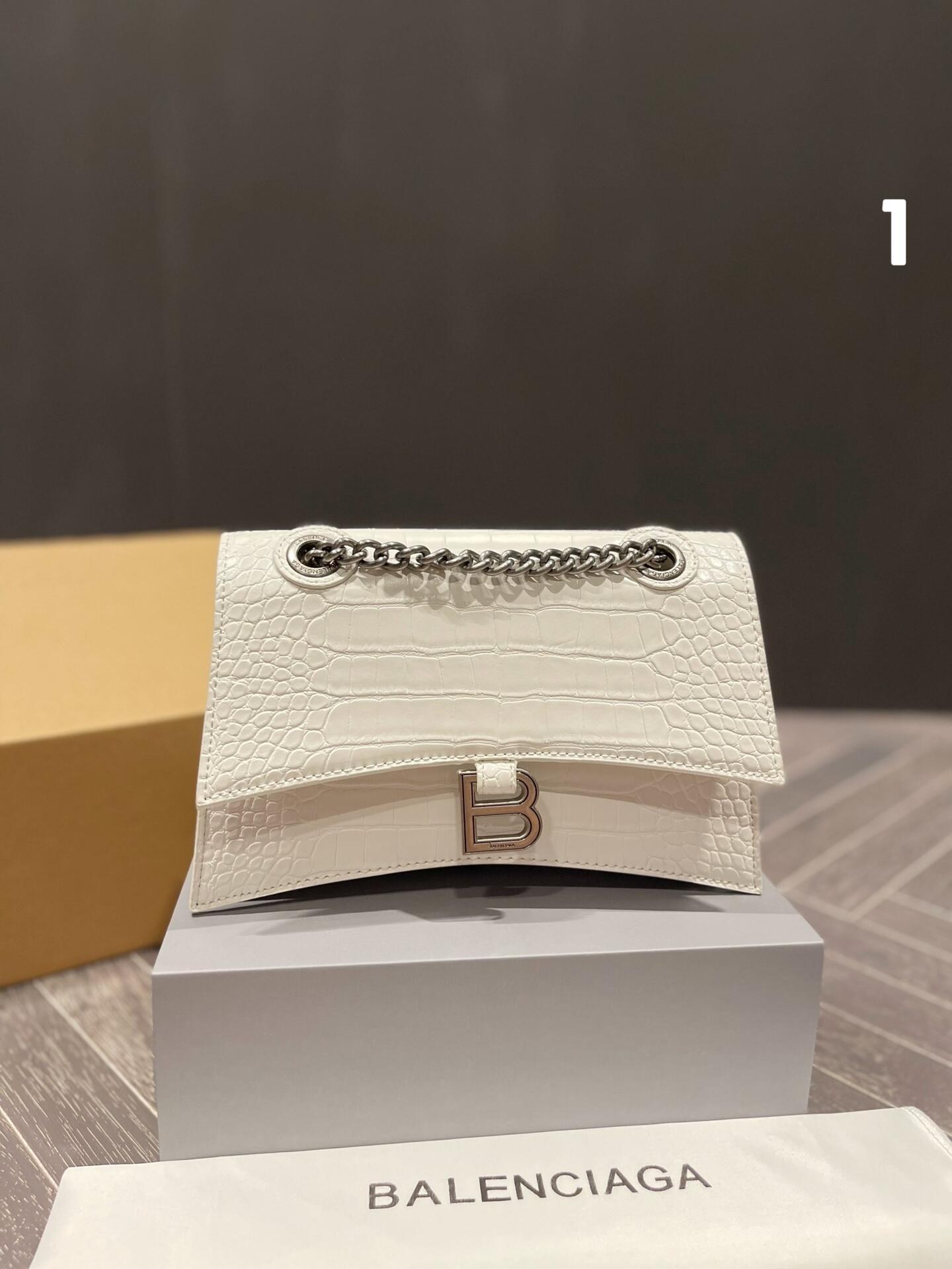 【BALENCIAGA】アワーグラスシェイプ XS ハンドルバッグ