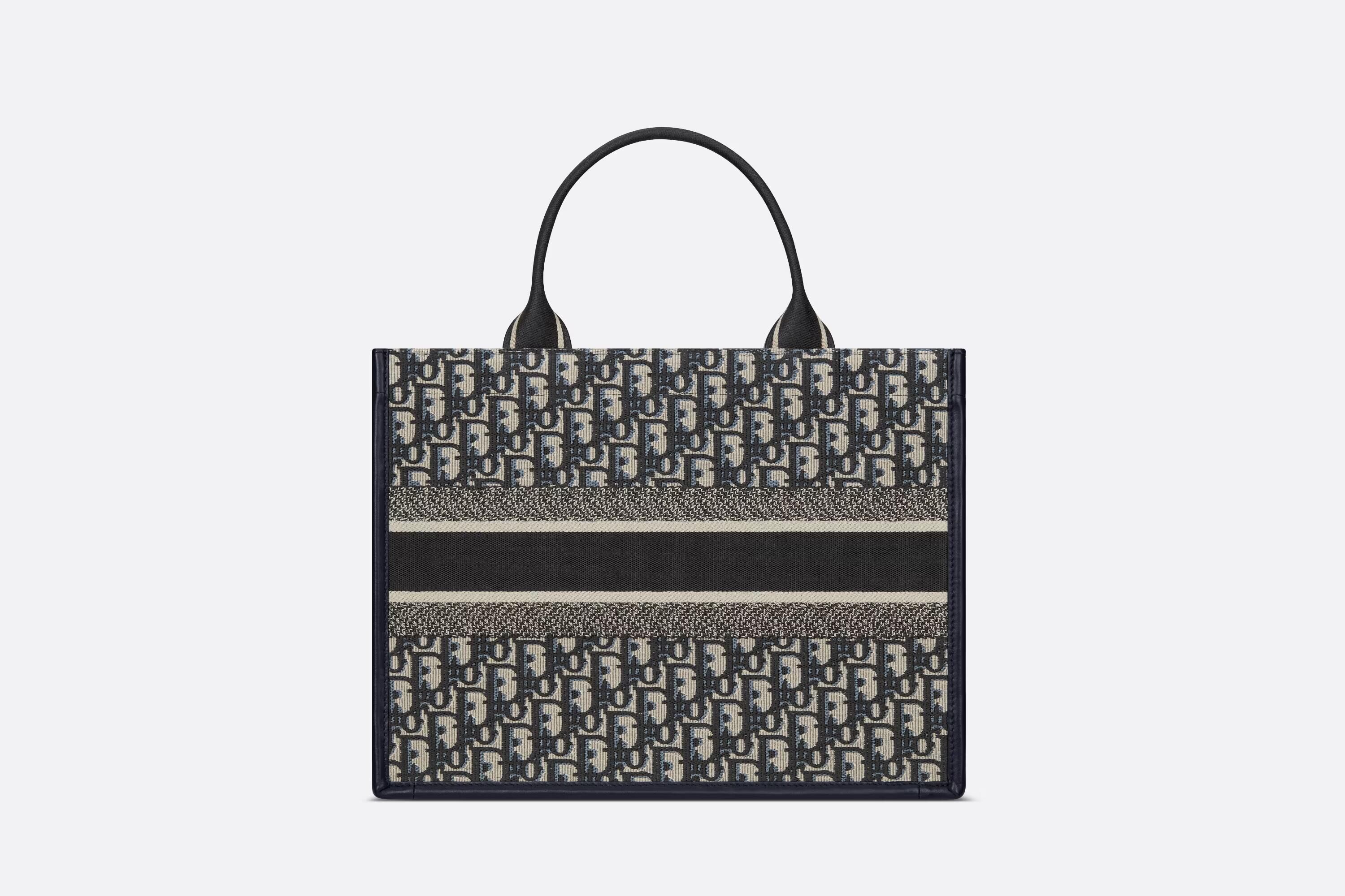 新作  DIOR BOOK TOTE バッグ ミディアム